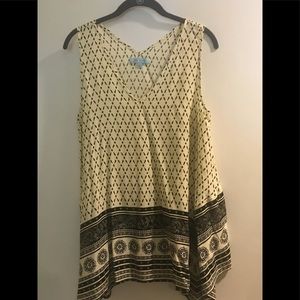 She and Sky Tops - Loose fitting She and Sky Top.. PERFECT FOR SUMMER She and Sky Tops - Loose fitting She and Sky Top.. PERFECT FOR SUMMER
